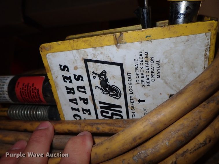 image for item FE9894 Floor cleaning equipment