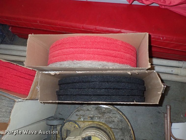 image for item FE9894 Floor cleaning equipment