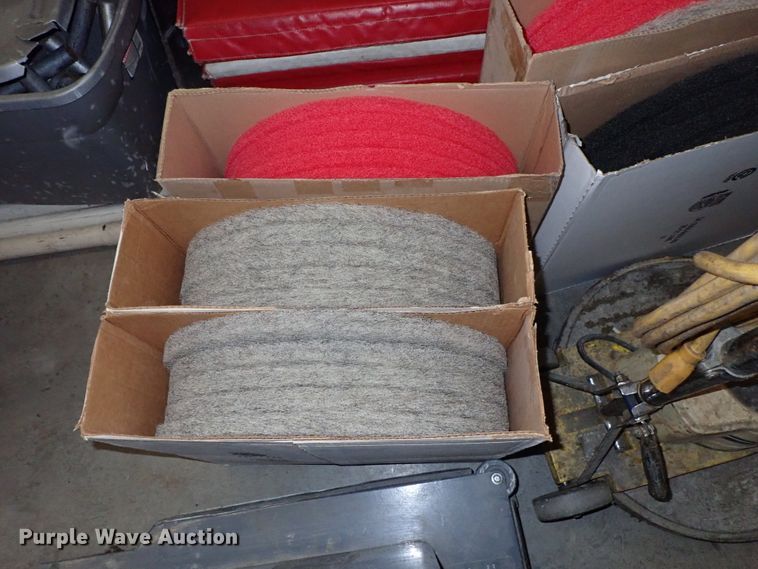 image for item FE9894 Floor cleaning equipment