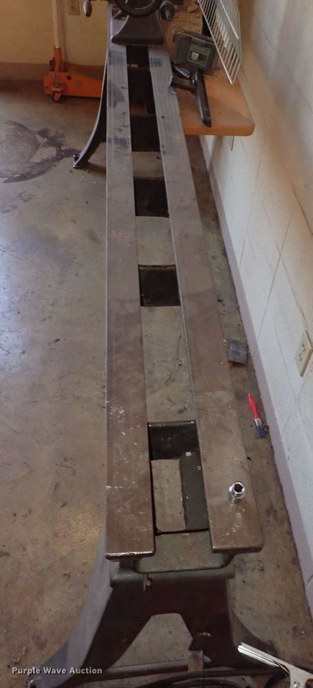 image for item FE9899 Oliver lathe