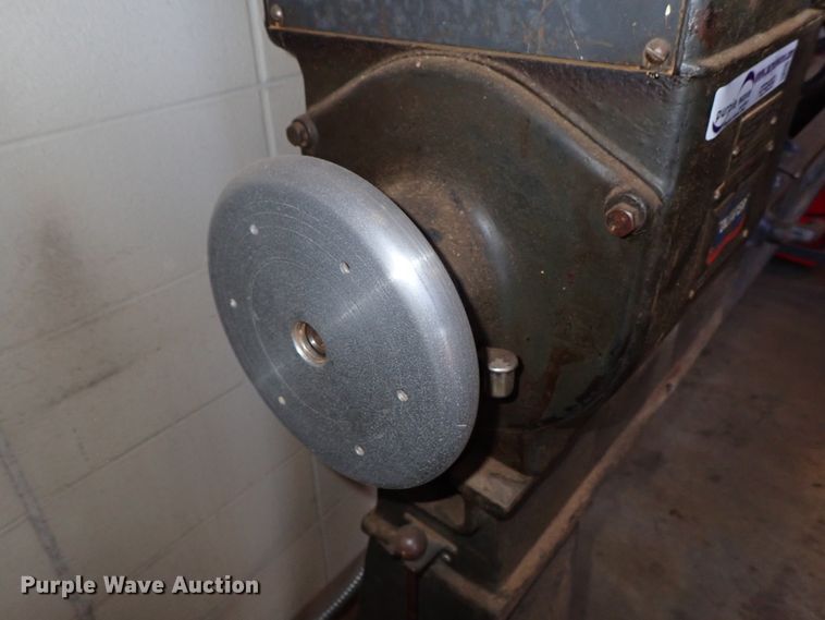 image for item FE9899 Oliver lathe