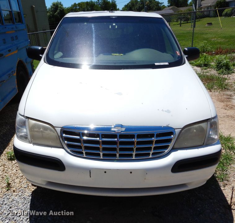 image for item FI9911 1998 Chevrolet Venture van