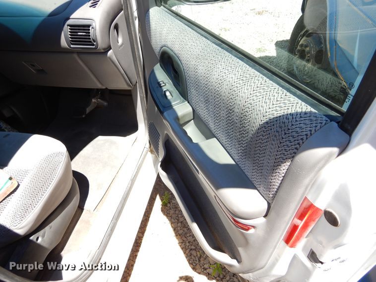 image for item FI9911 1998 Chevrolet Venture van