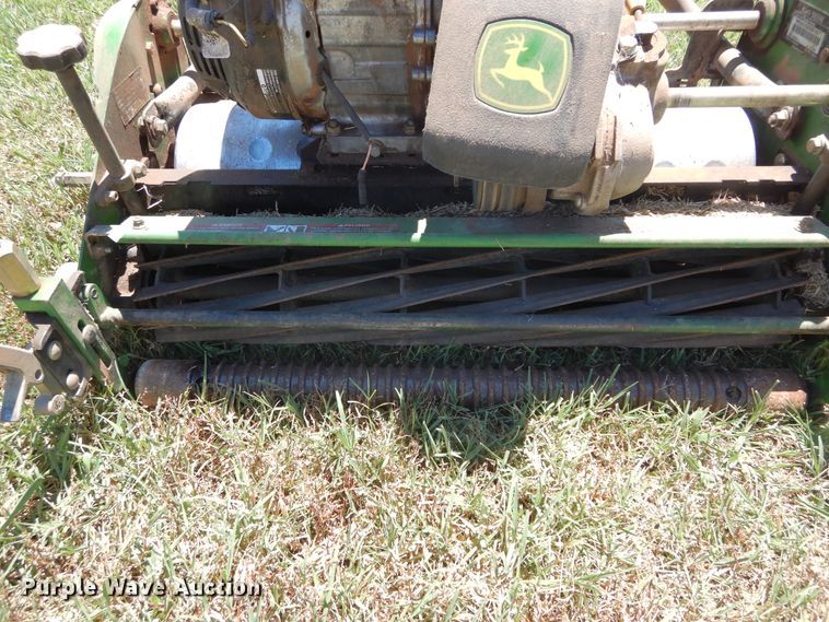 image for item FI9914 John Deere 260C reel mower