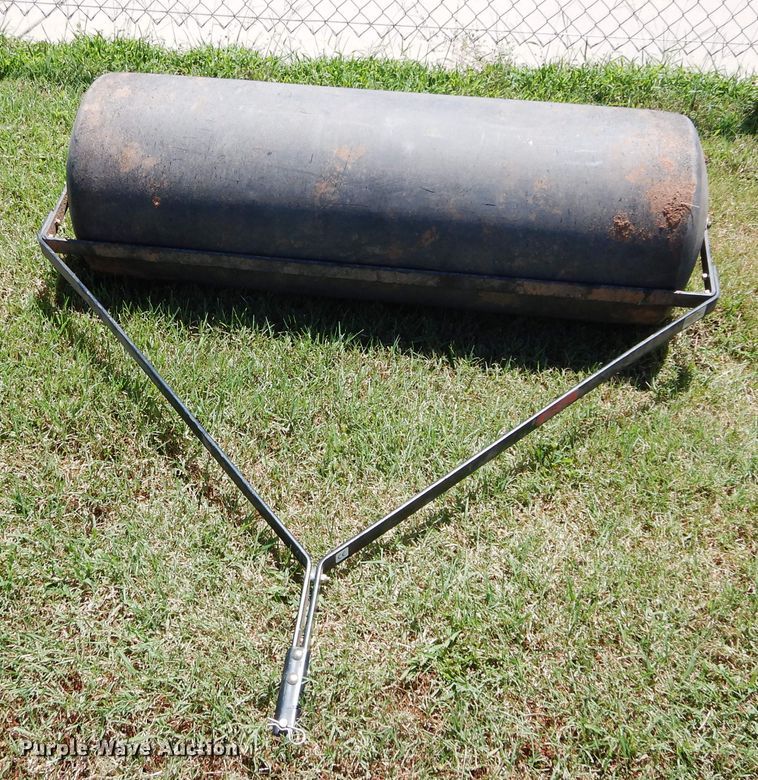 image for item FI9915 Lawn and garden equipment