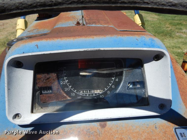 image for item FI9920 Ford B10230 tractor