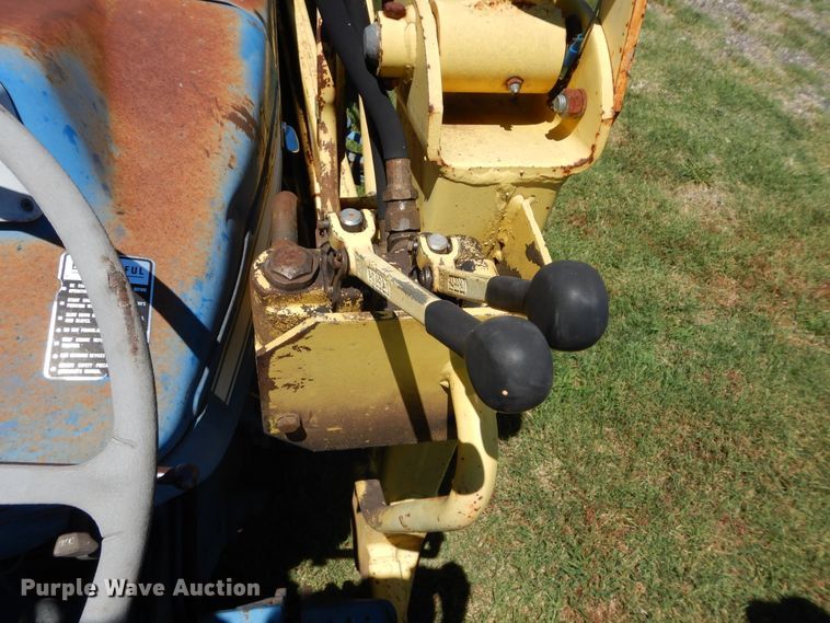 image for item FI9920 Ford B10230 tractor