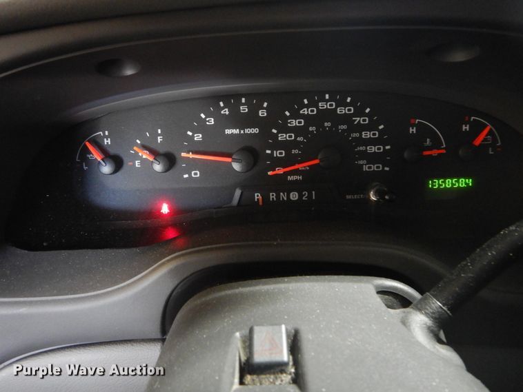 image for item FI9942 2006 Ford E350 van