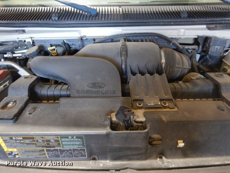 image for item FI9942 2006 Ford E350 van