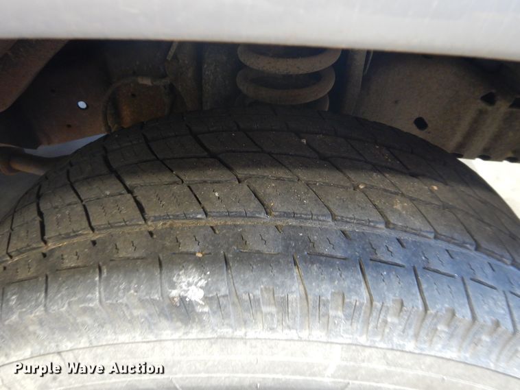 image for item FI9942 2006 Ford E350 van