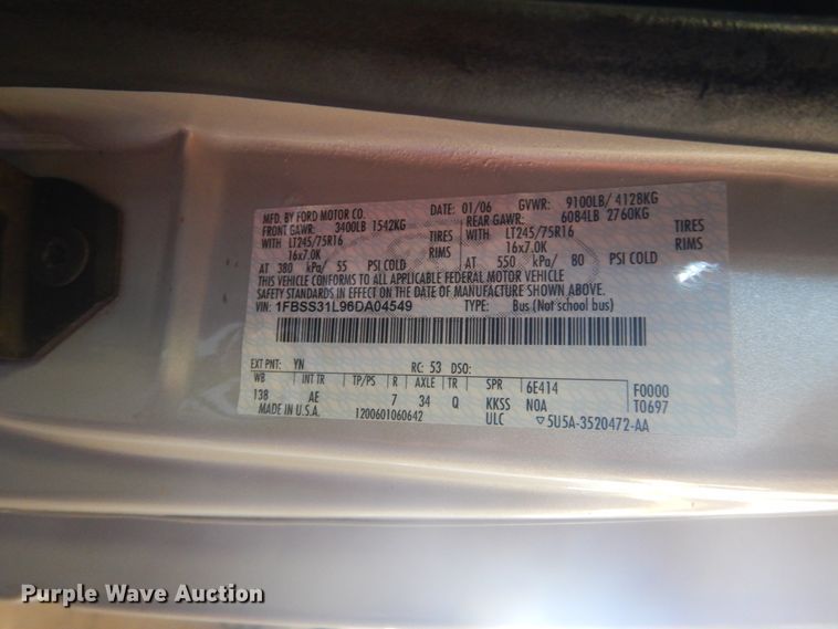 image for item FI9942 2006 Ford E350 van