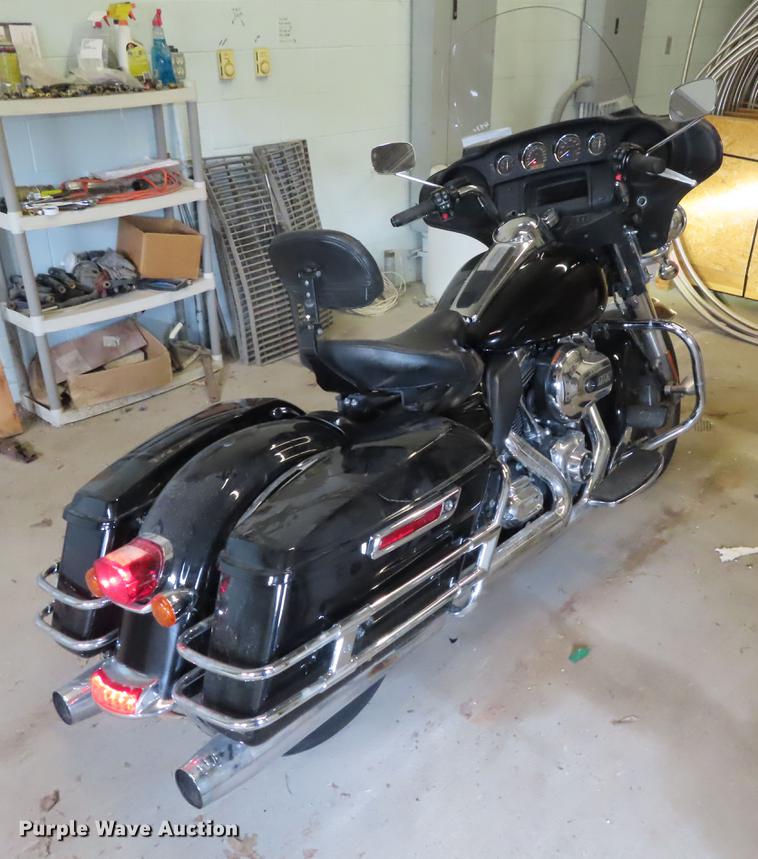 image for item FJ9088 2014 Harley Davidson FLHTP motorcycle