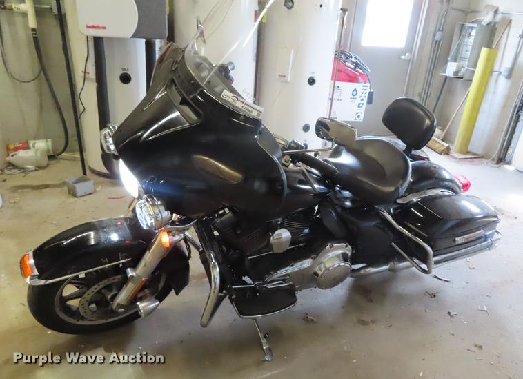 image for item FJ9088 2014 Harley Davidson FLHTP motorcycle