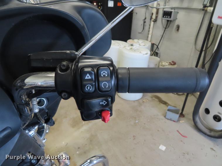 image for item FJ9088 2014 Harley Davidson FLHTP motorcycle