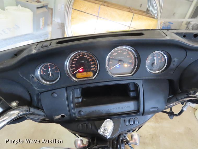 image for item FJ9088 2014 Harley Davidson FLHTP motorcycle