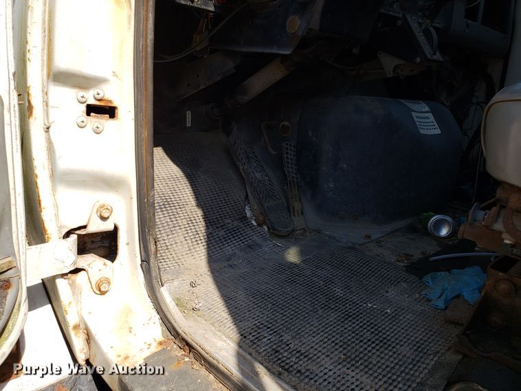 image for item FL9045 1983 GMC Brigadier Big Wheeler sewer tank truck