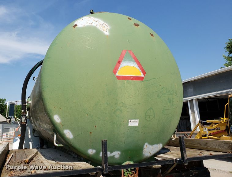 image for item FL9045 1983 GMC Brigadier Big Wheeler sewer tank truck