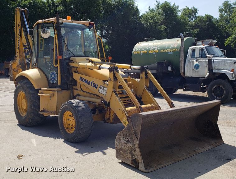 image for item FL9046 Komatsu WB140 backhoe