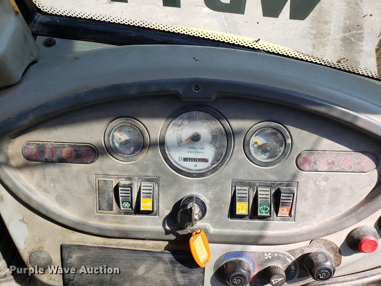 image for item FL9046 Komatsu WB140 backhoe