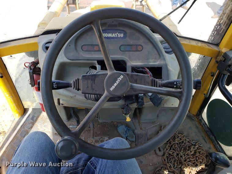 image for item FL9046 Komatsu WB140 backhoe