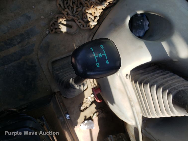 image for item FL9046 Komatsu WB140 backhoe