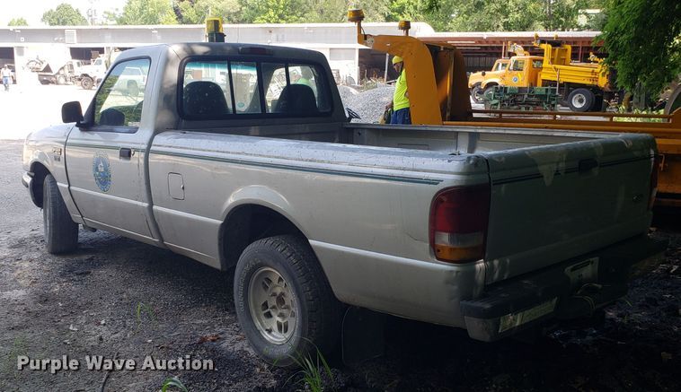 image for item FL9048 1994 Ford Ranger pickup truck