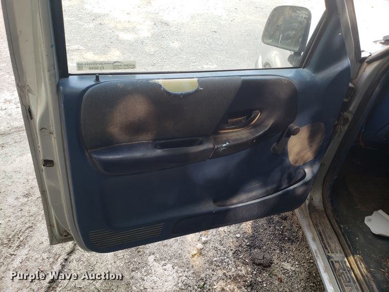 image for item FL9048 1994 Ford Ranger pickup truck