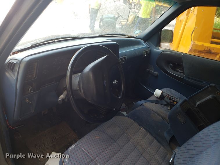 image for item FL9048 1994 Ford Ranger pickup truck