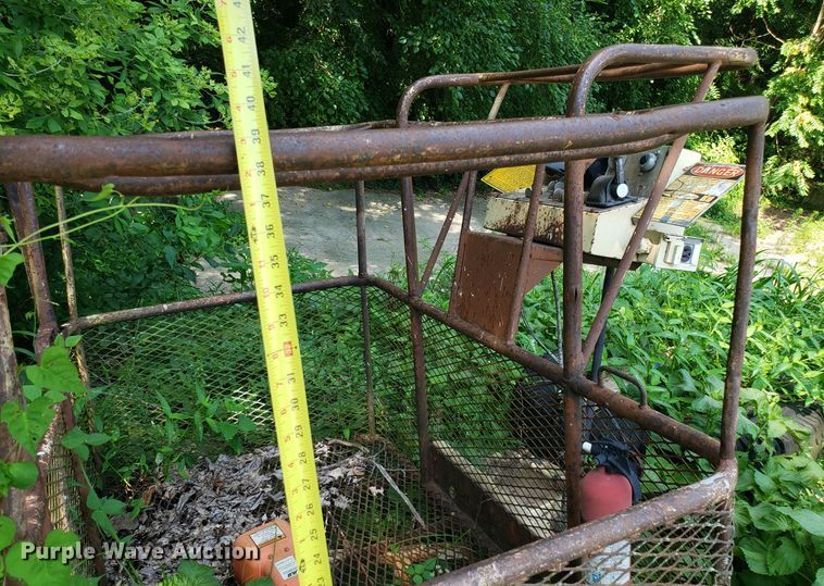 image for item FL9050 JLG 60H boom lift