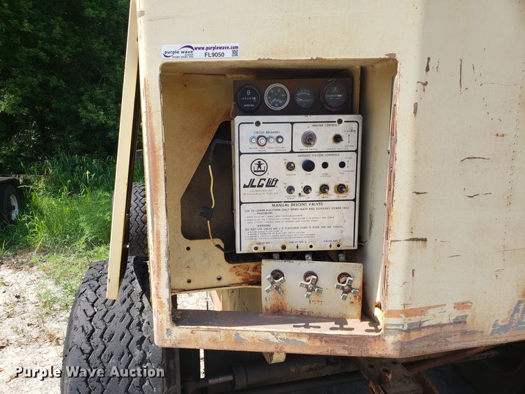 image for item FL9050 JLG 60H boom lift