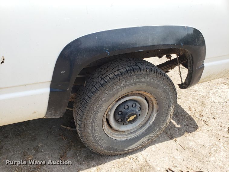 image for item FL9051 1990 Chevrolet Cheyenne 2500 pickup truck