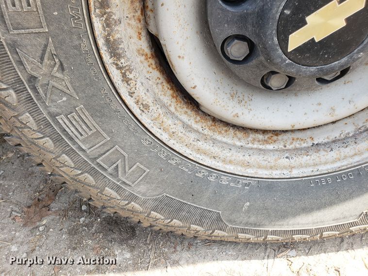 image for item FL9051 1990 Chevrolet Cheyenne 2500 pickup truck