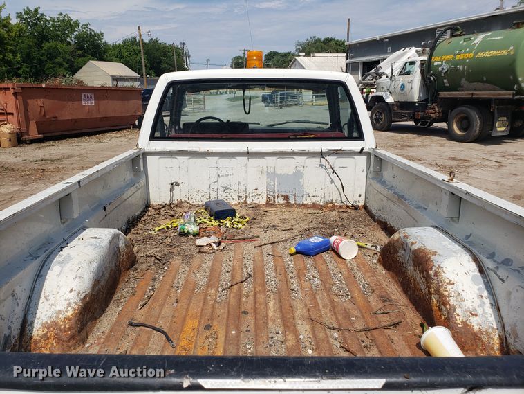 image for item FL9051 1990 Chevrolet Cheyenne 2500 pickup truck