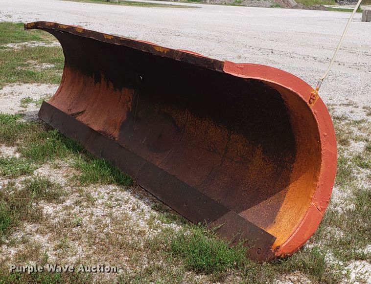 image for item FL9052 (3) snow plows