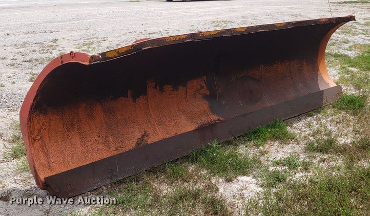 image for item FL9052 (3) snow plows