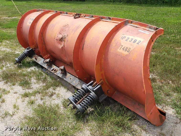 image for item FL9052 (3) snow plows