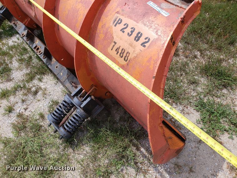 image for item FL9052 (3) snow plows