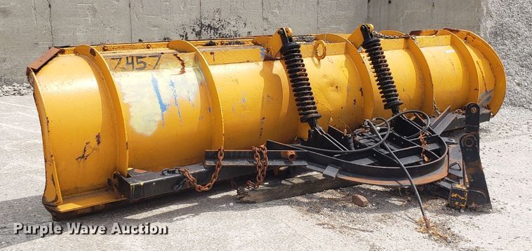 image for item FL9052 (3) snow plows