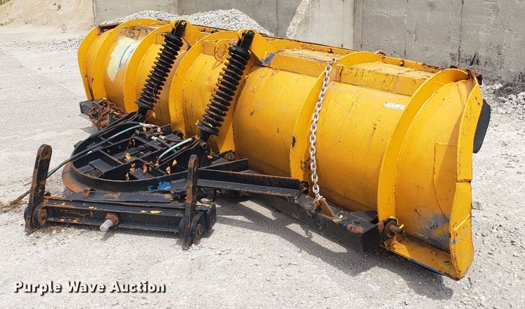 image for item FL9052 (3) snow plows