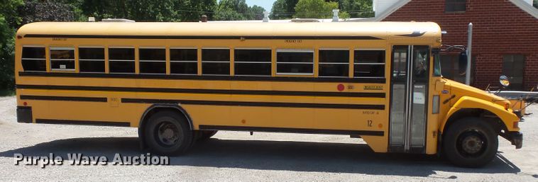 image for item FM9669 2006 Blue Bird Vision school bus