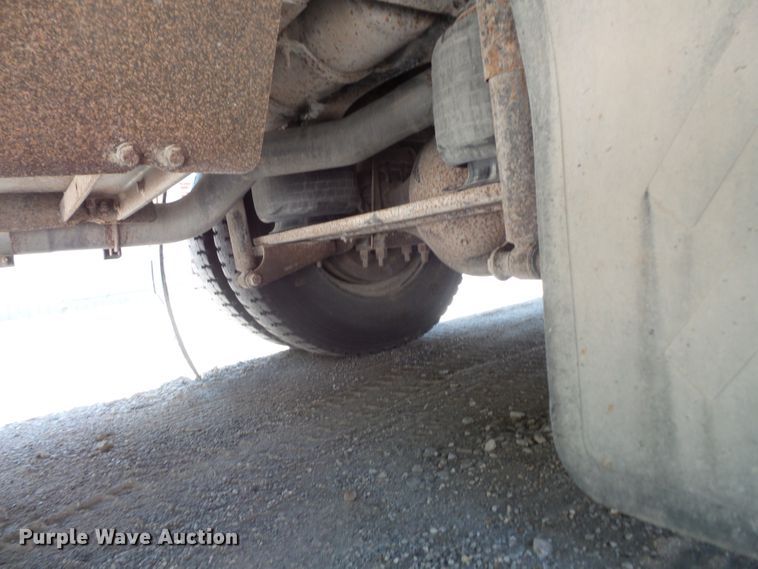 image for item FM9669 2006 Blue Bird Vision school bus