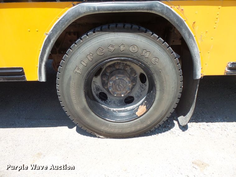 image for item FM9669 2006 Blue Bird Vision school bus