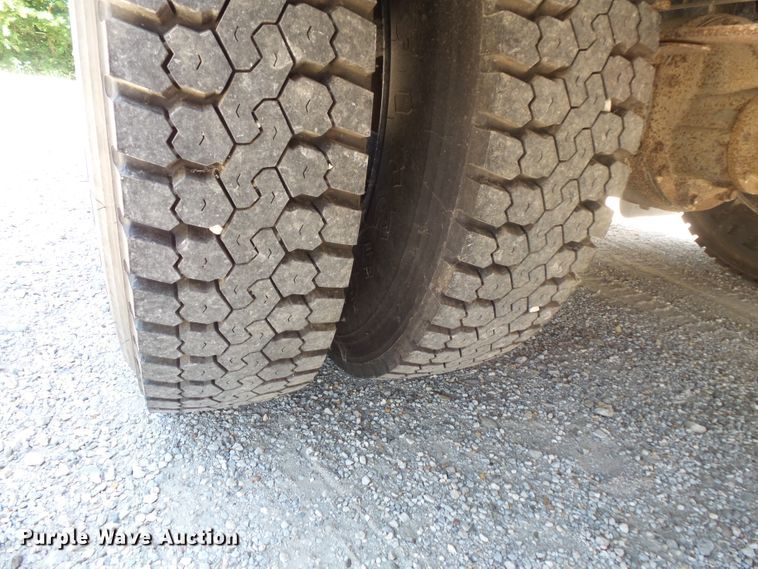 image for item FM9670 2011 Blue Bird Vision school bus