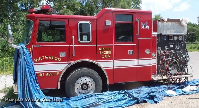 image for item FM9685 2002 Pierce fire truck