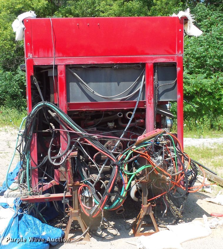 image for item FM9685 2002 Pierce fire truck