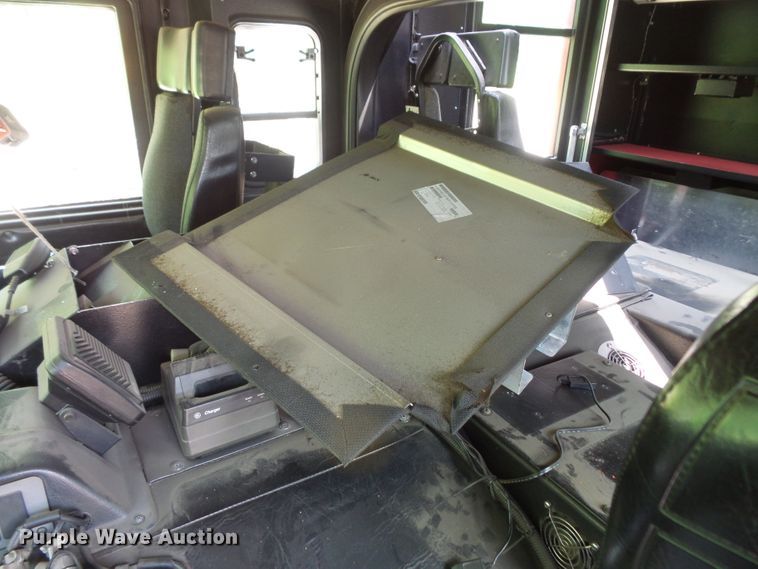 image for item FM9685 2002 Pierce fire truck