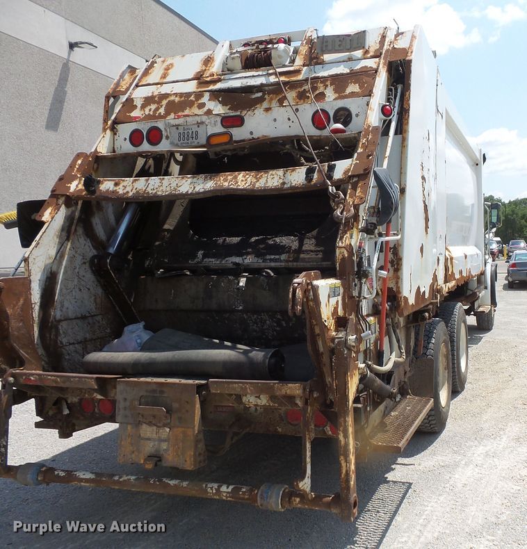 image for item FM9686 2004 Sterling Acterra refuse truck