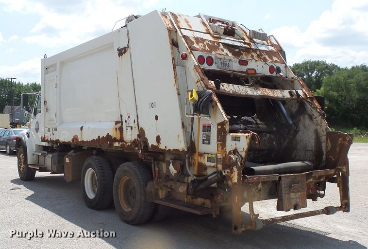 image for item FM9686 2004 Sterling Acterra refuse truck