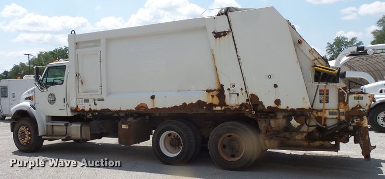 image for item FM9686 2004 Sterling Acterra refuse truck