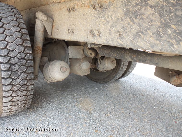 image for item FM9686 2004 Sterling Acterra refuse truck